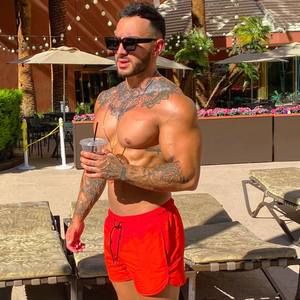 Meet your Posher, Fabiani